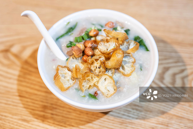 广州传统小吃艇仔粥图片素材