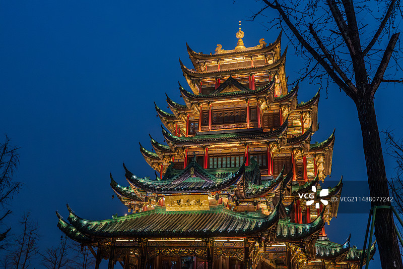 夜幕下的鸿恩阁图片素材