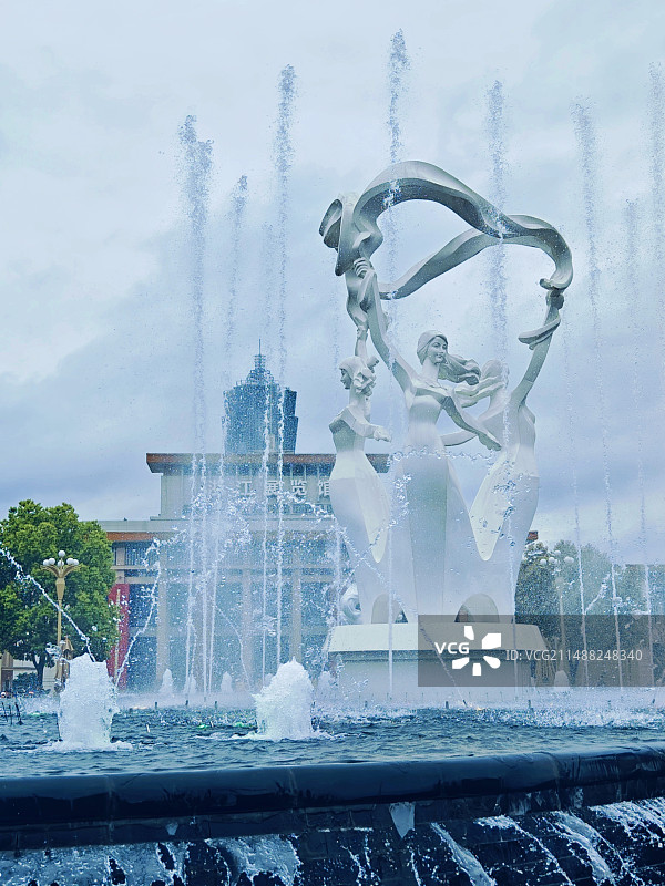 武林广场的音乐喷泉图片素材