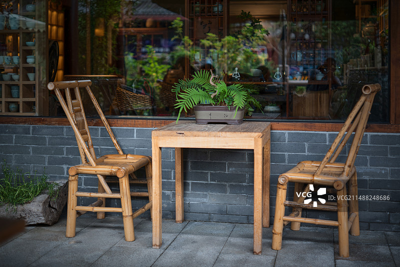 两把竹椅图片素材
