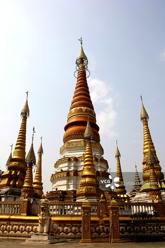 瑞丽姐勒大金塔图片素材