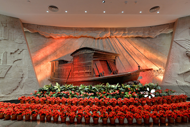 南湖红船革命纪念馆，浙江嘉兴，红色旅游圣地图片素材