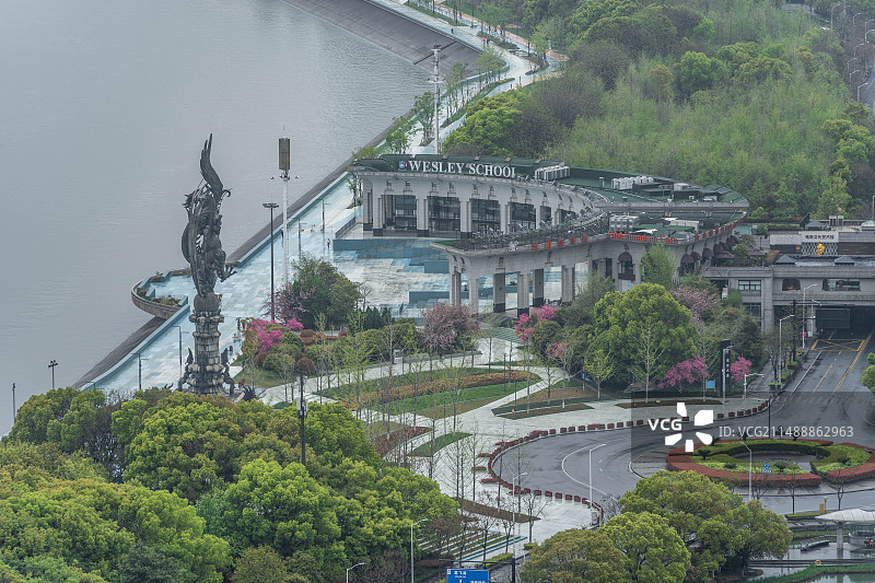杭州 滨江区 钱王射潮 春季景观图片素材