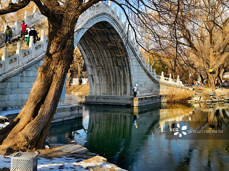 冬日里的玉带桥风景图片素材