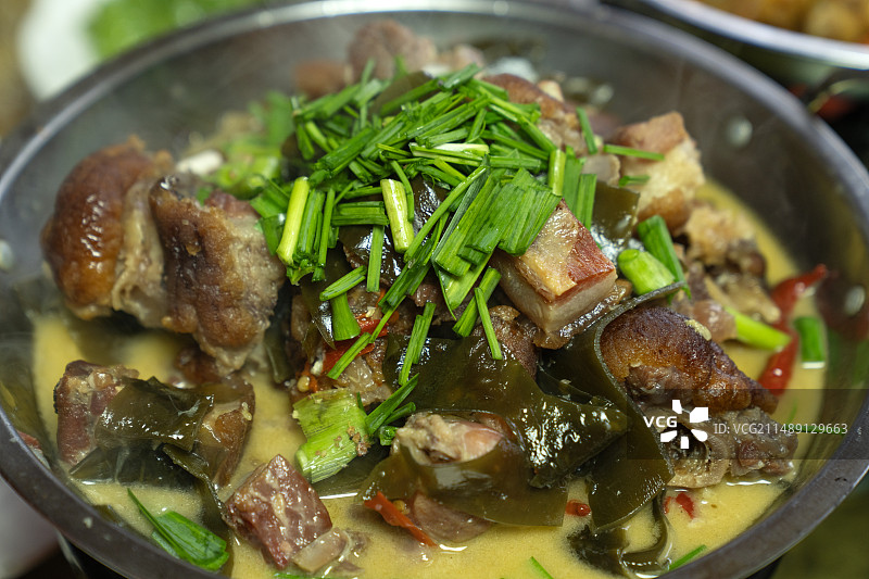 传统美食土家腊肉腊蹄子图片素材
