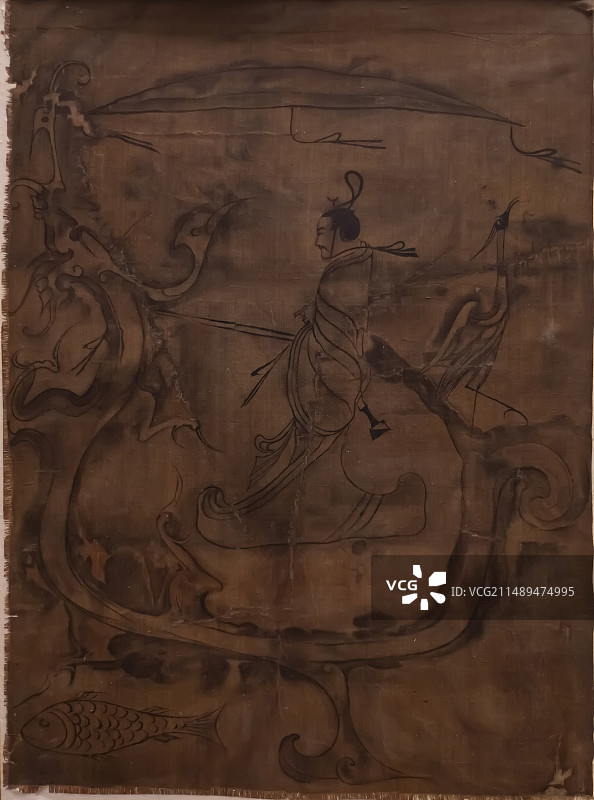 《人物驭龙图》 据1973年湖南长沙战国楚墓出士的帛画摹绘 中国国家博物馆图片素材