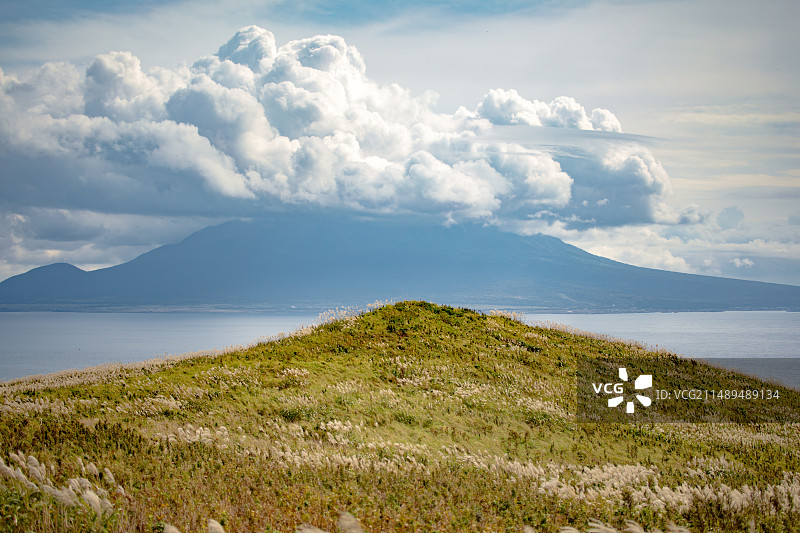 亚洲日本北海道礼文岛的桃岩徒步道图片素材
