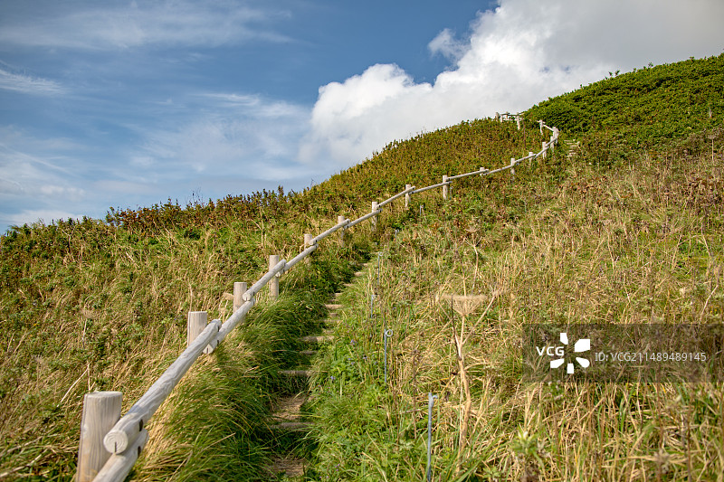 亚洲日本北海道礼文岛的桃岩徒步道图片素材