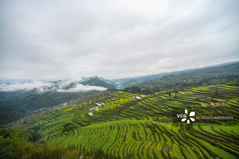 重庆酉阳：节后的千氹田依然游客不少图片素材