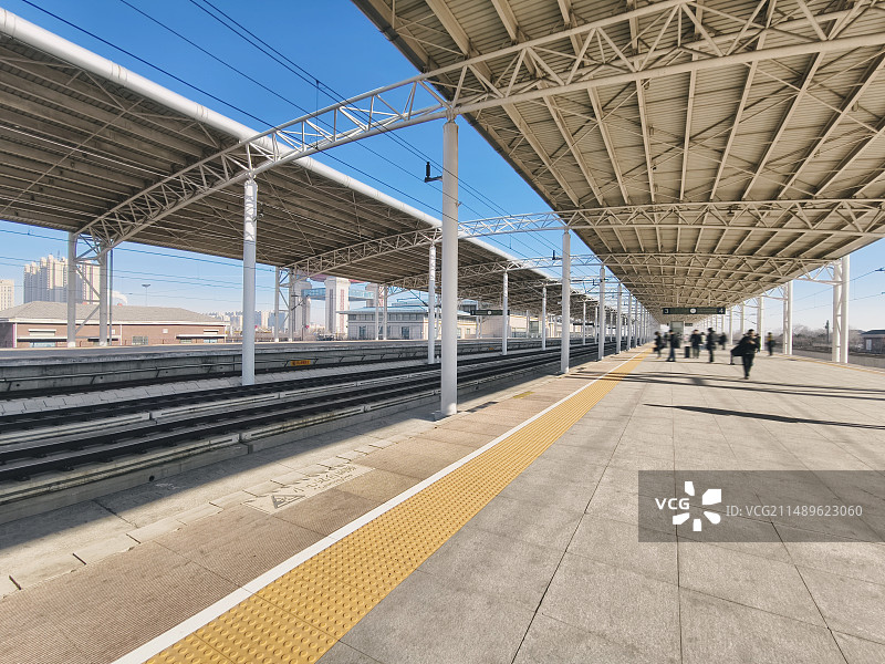 吉林省四平东站高铁站台图片素材