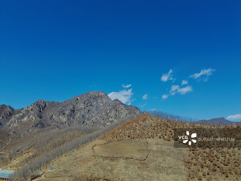 蓝天下的景色图片素材