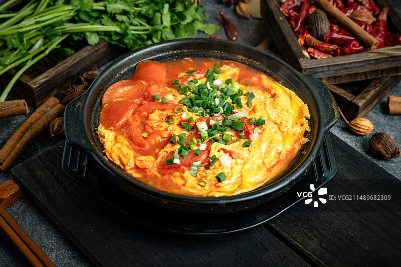 砂锅番茄鸡蛋汤图片素材