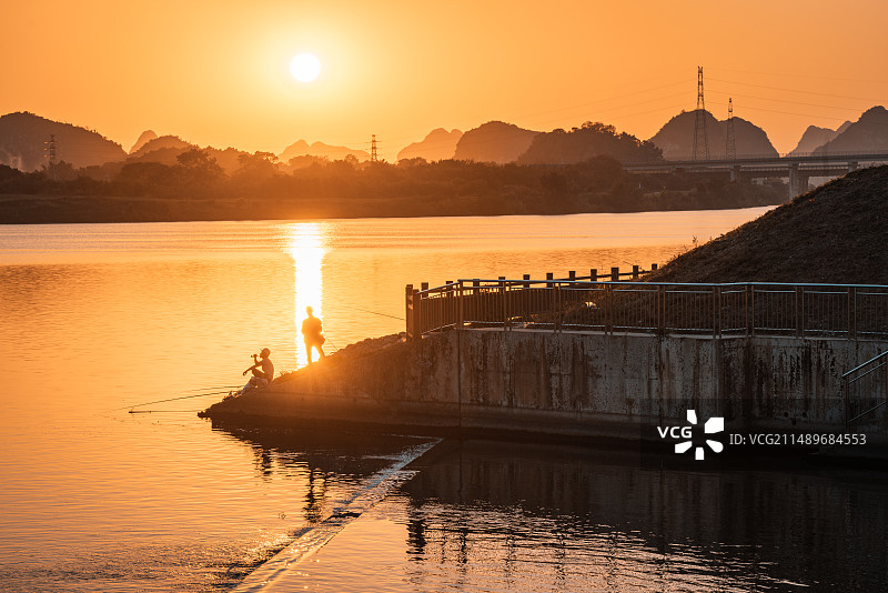 江湾日落晚霞图片素材