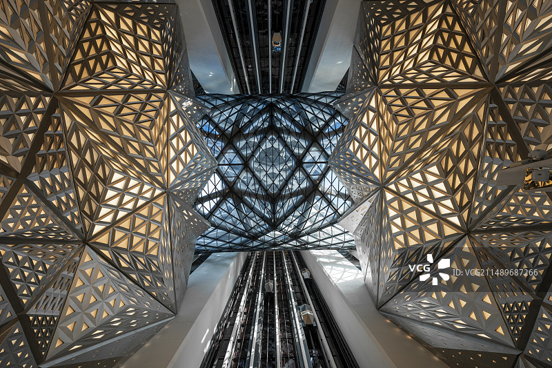 澳门摩珀斯酒店内部几何穹顶图片素材