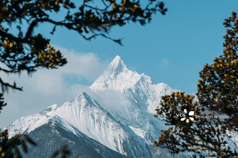 梅里雪山：神女峰图片素材