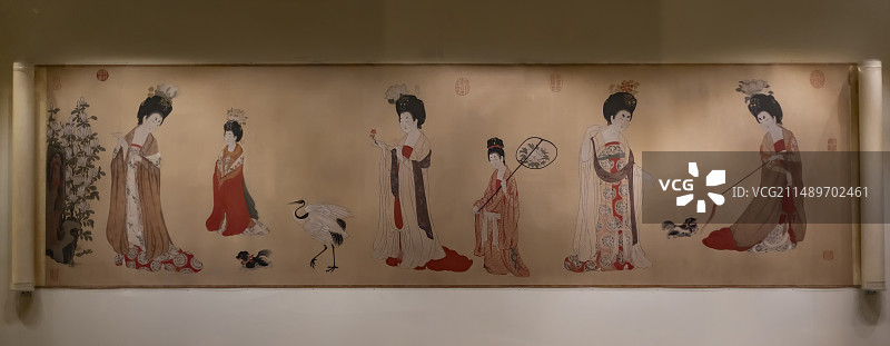 《簪花仕女图》 唐代 周昉 绘 绢本 中国国家博物馆图片素材