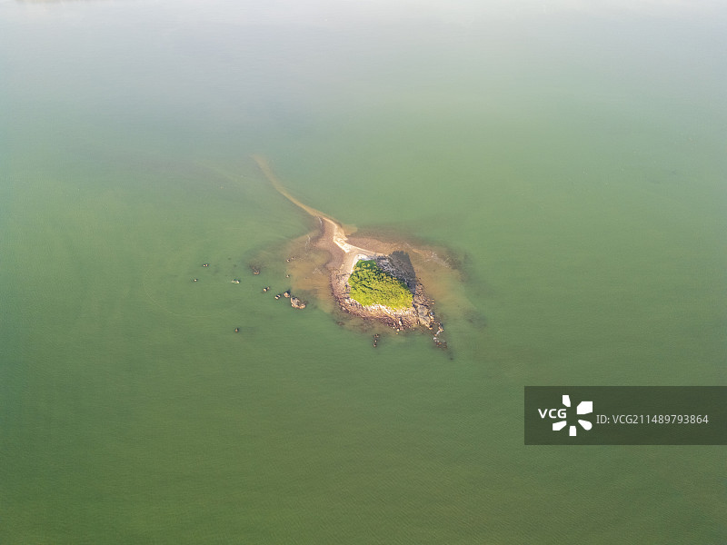阳江市海陵岛海滩上的高角度视图图片素材