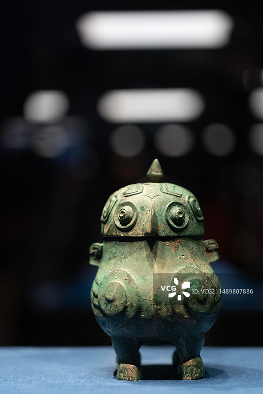 西周-鸮尊-山西博物院藏-清华艺博图片素材