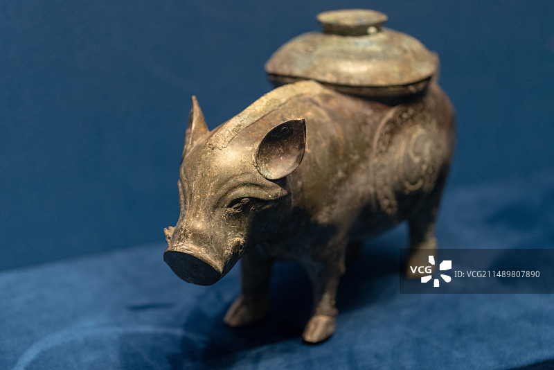 西周-猪尊-山西博物院藏-清华艺博图片素材