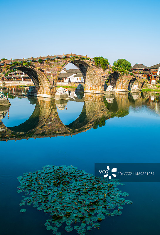 塘栖古镇 广济桥 杭州 临平 历史文化景点 京杭大运河 江南古镇 水乡风光 古桥 运河畔图片素材