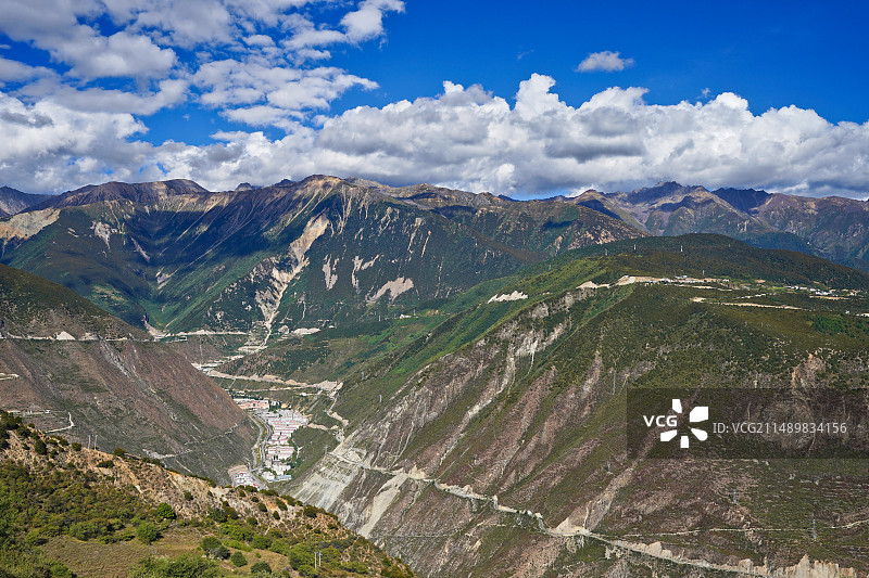 云南德钦县城图片素材
