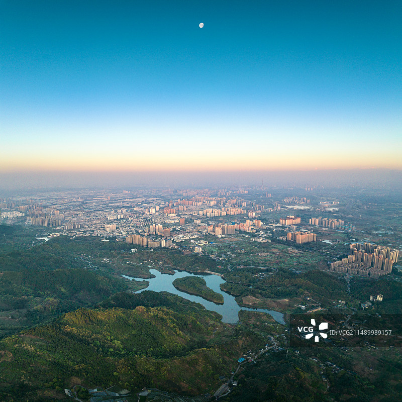 宝狮湖图片素材