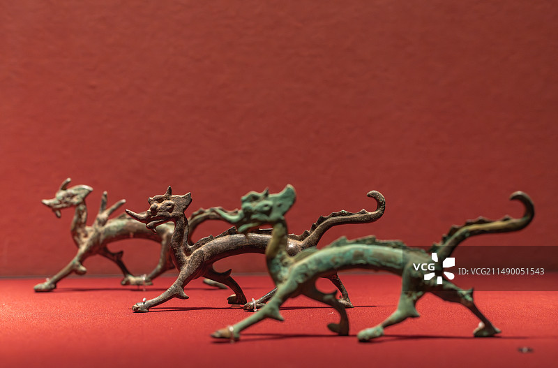 首都博物馆藏唐代铜走龙图片素材