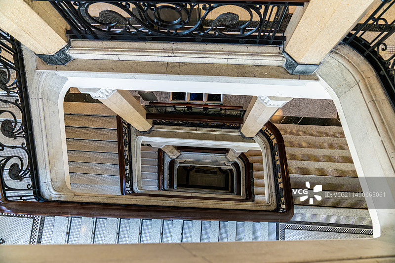 旋转楼梯俯视图图片素材