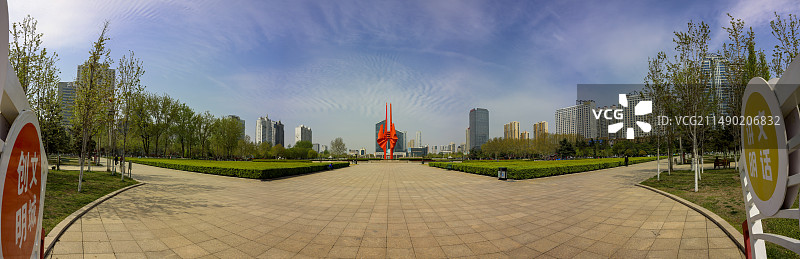 今天的临沂人民广场图片素材