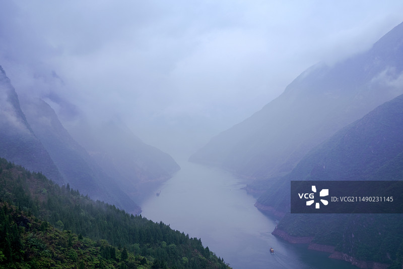 烟雨朦胧大夔门图片素材