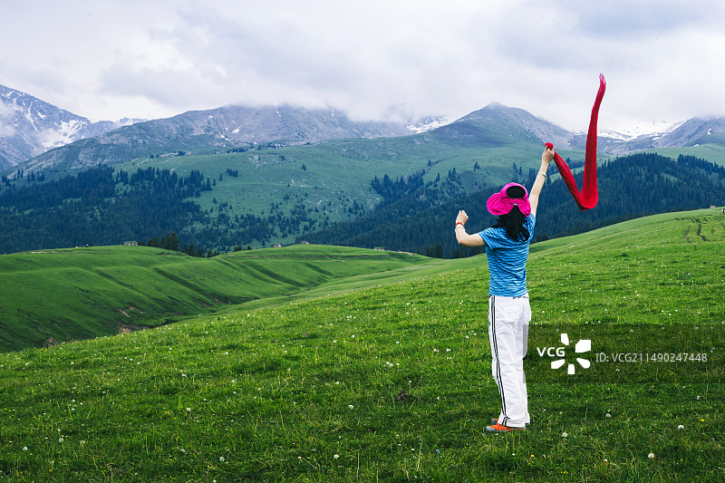 草原舞者图片素材