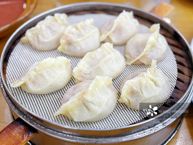 一屉烫面包子蒸饺主食图片素材