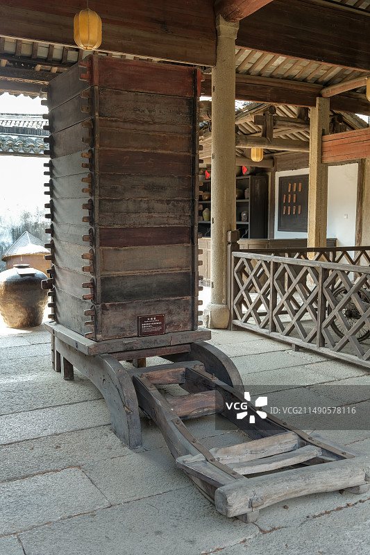 木榨机 中国浙江嘉兴桐乡市乌镇（江南水乡古镇）西栅景区叙昌酱园图片素材