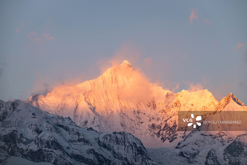 卡瓦博格日照金山图片素材