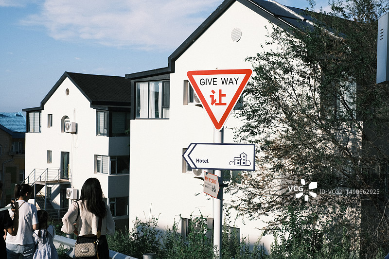 威海火炬八街路牌图片素材