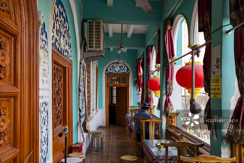 新疆喀什古城百年老茶馆图片素材