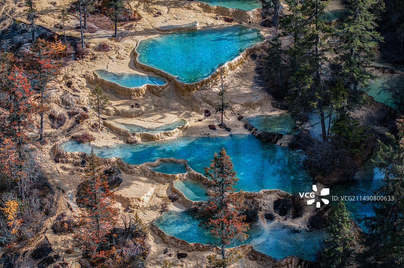 九寨黄龙景区秋日美景航拍图片素材