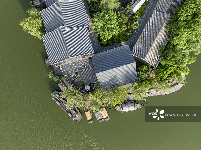 鸟瞰开封五一长假期间清明上河园风景图片素材