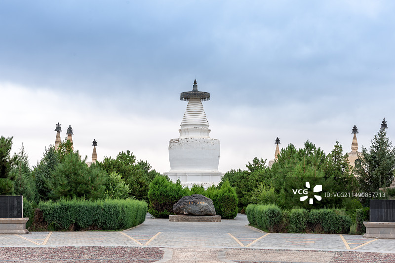 武威白塔寺景区风光图片素材