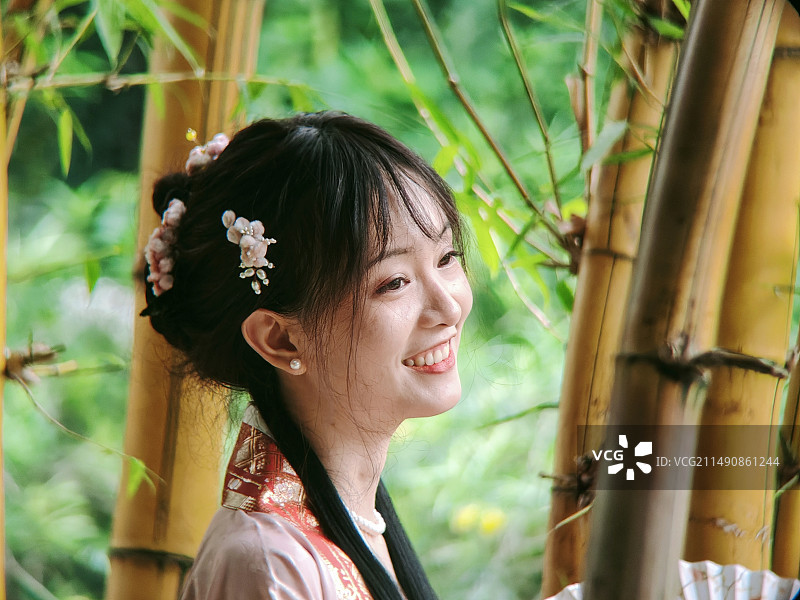 可爱的小姐姐图片素材