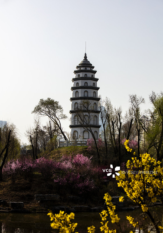 西宁人民公园白塔图片素材