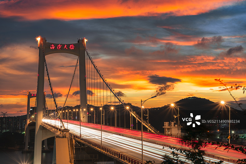 厦门市海沧大桥世纪晚霞图片素材