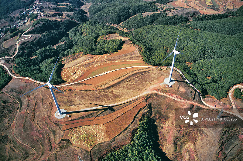 航拍云南昆明东川红土地风光和风力发电设备图片素材