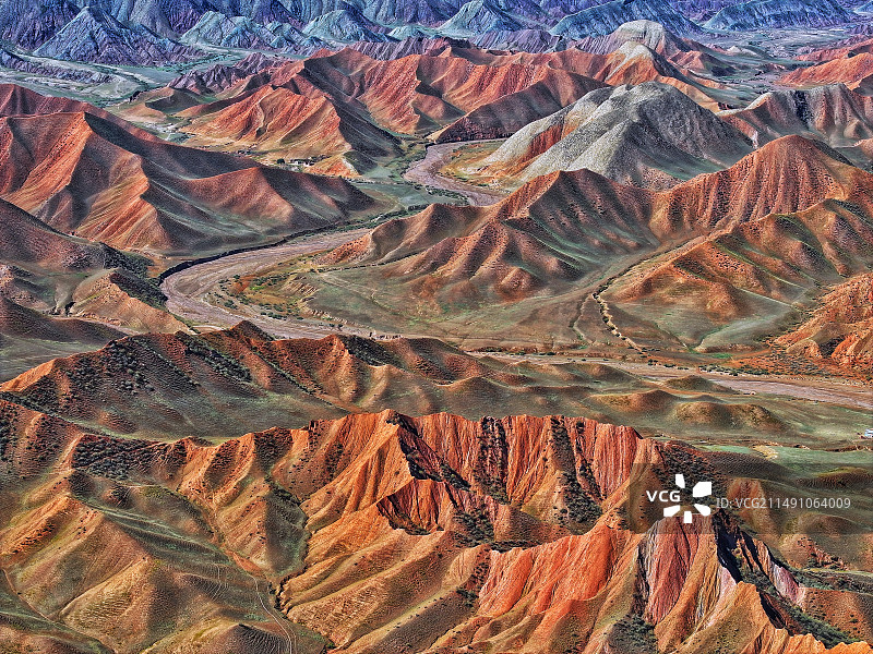 山色（努尔加大峡谷）图片素材