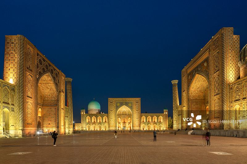 撒马尔罕雷吉斯坦广场图片素材