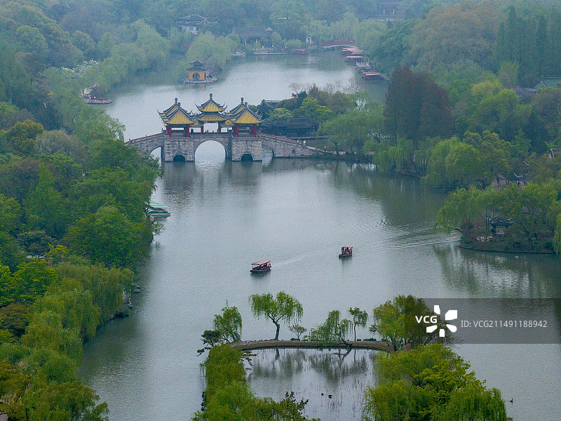 航拍春天烟花三月扬州瘦西湖五亭桥、荷浦熏风图片素材