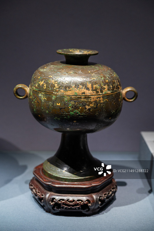 山东博物馆 礼运东方展 商周十供 春秋-战国 夔凤纹豆图片素材