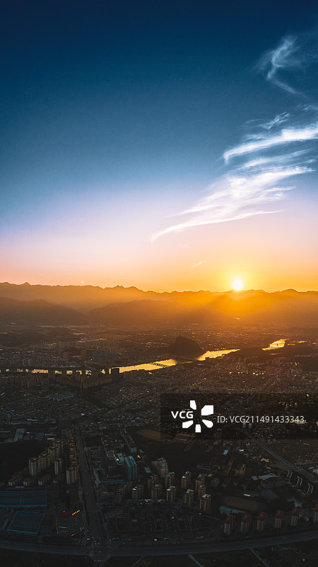 浙江丽水松阳 江南秘境 县城航拍 独山瓯江 落日夕阳晚霞图片素材