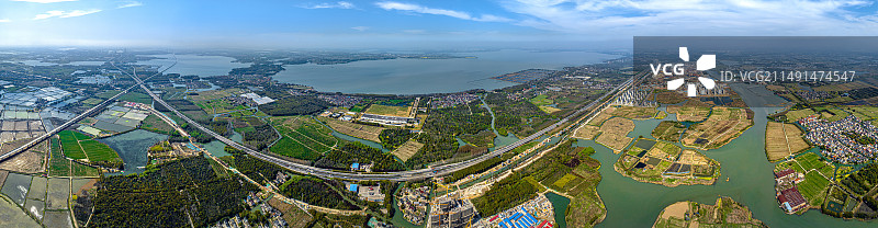 华为上海青浦研发中心 淀山湖 G50沪渝高速公路 沪苏湖高铁 长三角一体化示范区 地铁17号线图片素材