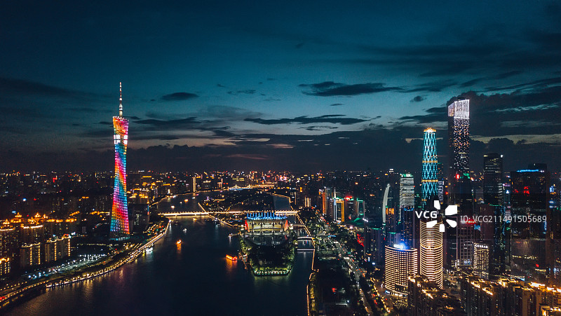 航拍广州珠江两岸CBD夜景图片素材